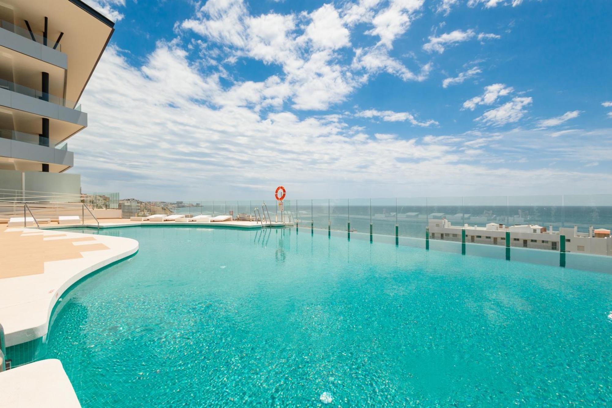 Apartamento Modern Apartment, With Large Terrace And Panoramic Sea Views, In Fuengirola