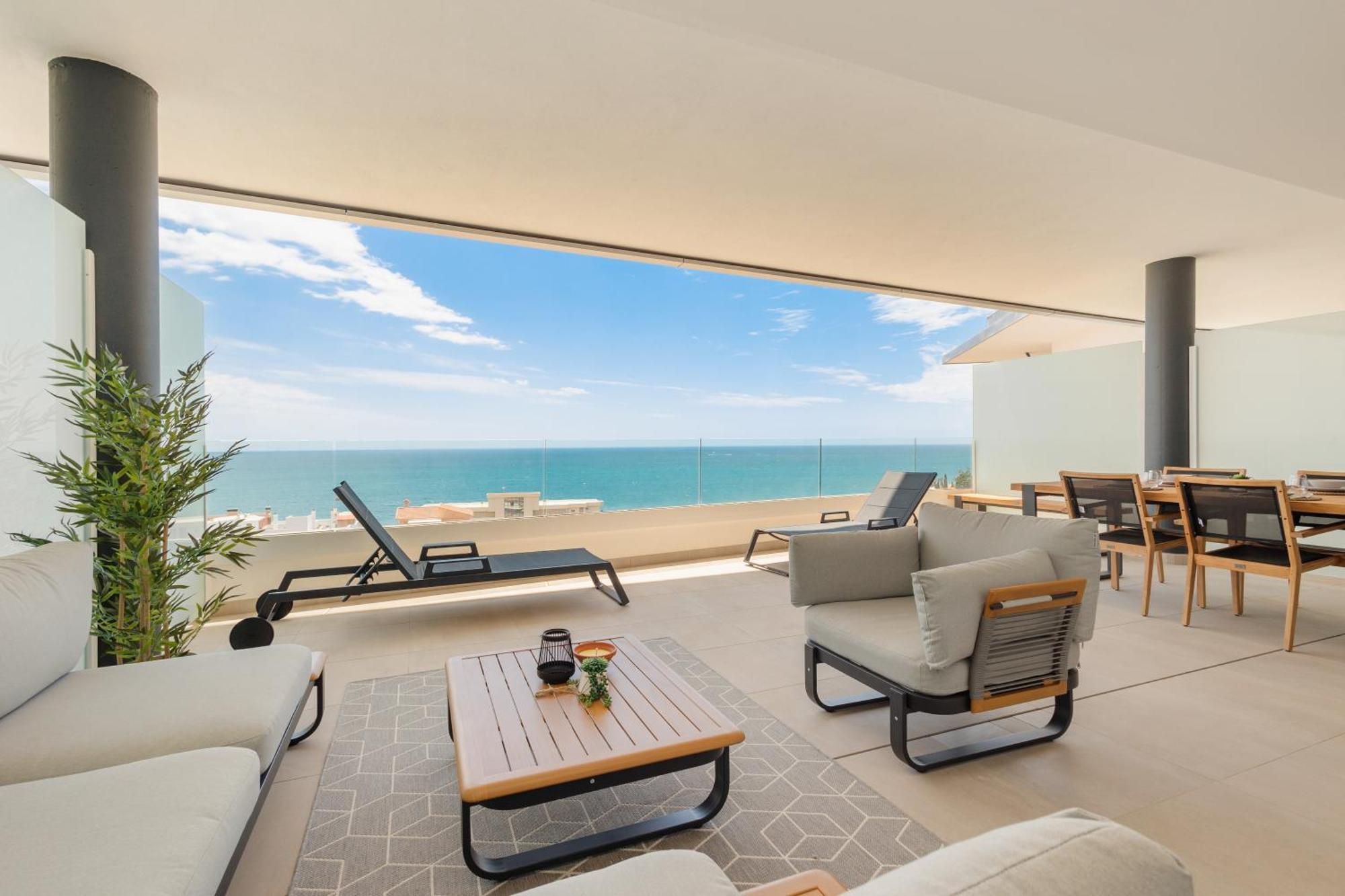 Modern Apartment, With Large Terrace And Panoramic Sea Views, In Fuengirola Apartamento