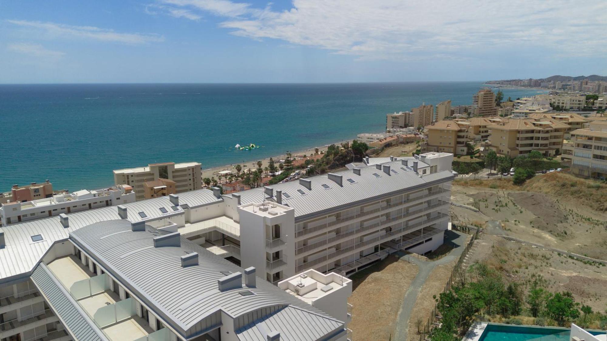 Modern Apartment, With Large Terrace And Panoramic Sea Views, In Fuengirola