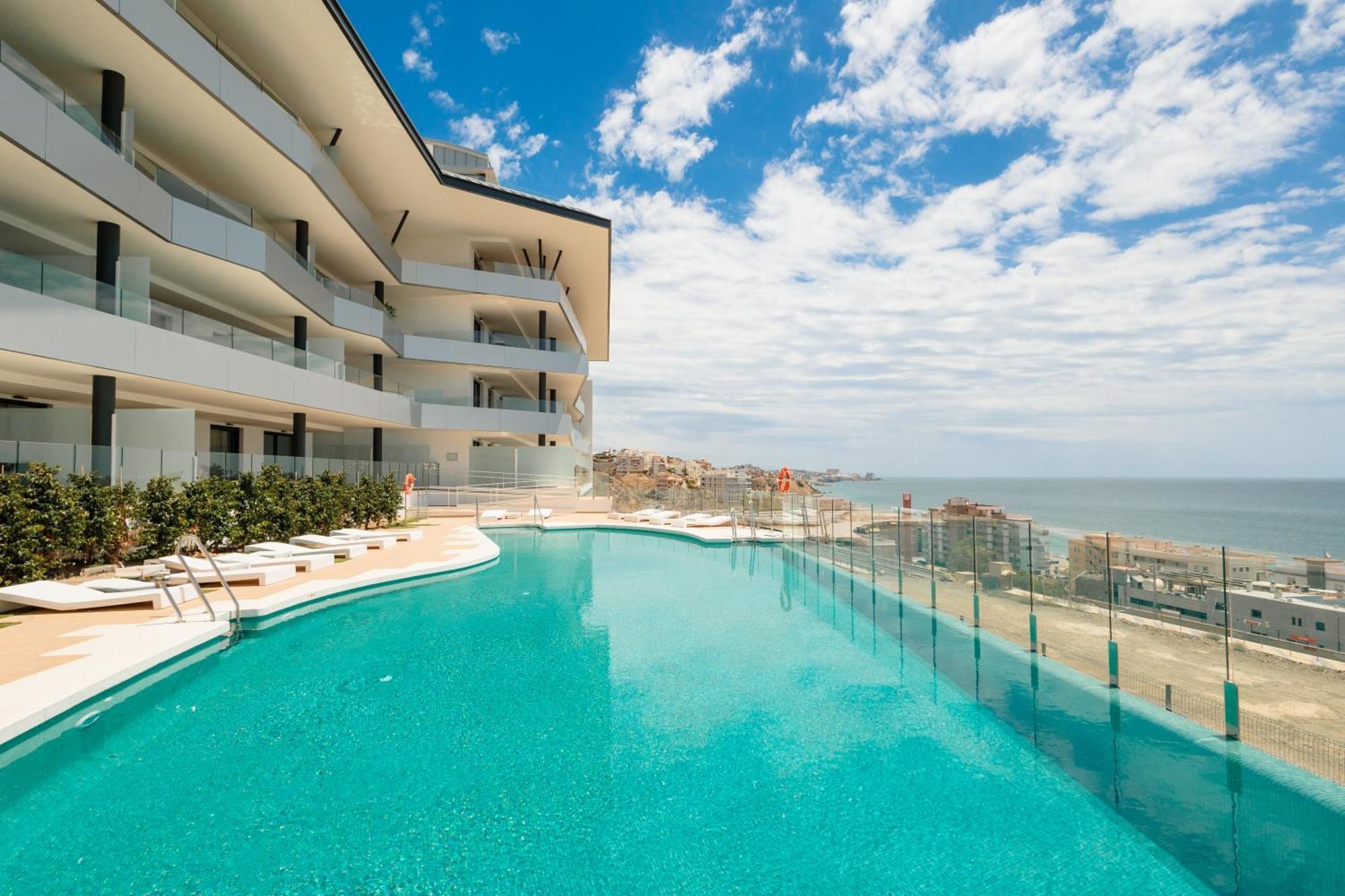 Apartamento Modern Apartment, With Large Terrace And Panoramic Sea Views, In Fuengirola *