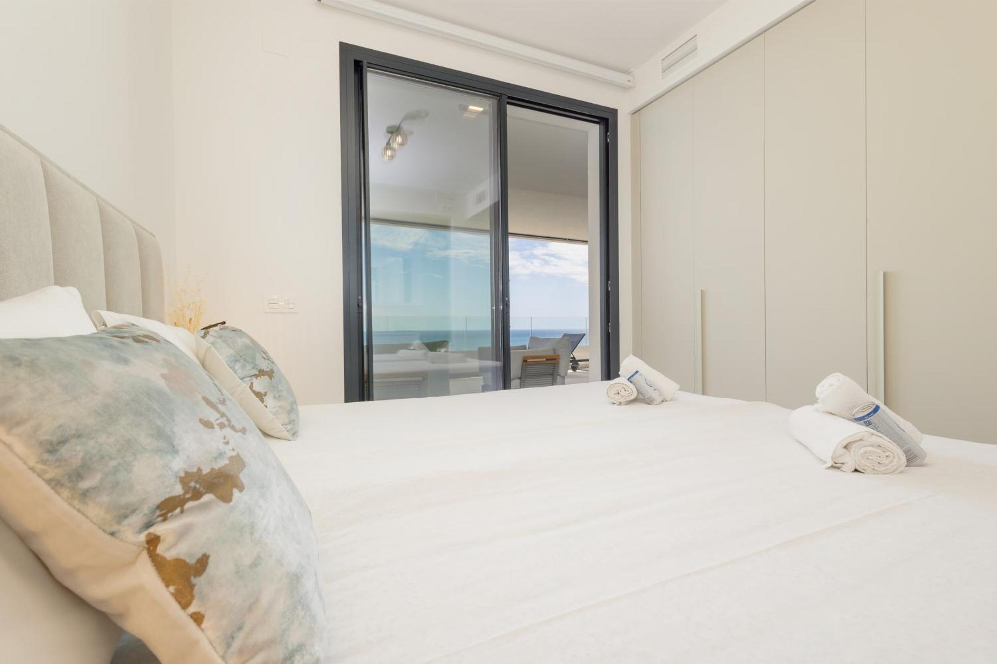 Modern Apartment, With Large Terrace And Panoramic Sea Views, In Fuengirola Apartamento *