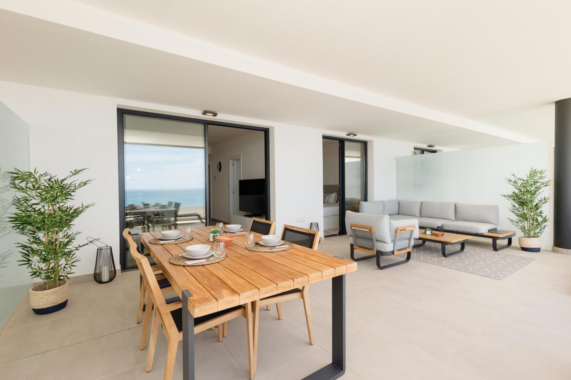 Modern Apartment, With Large Terrace And Panoramic Sea Views, In Fuengirola Apartamento